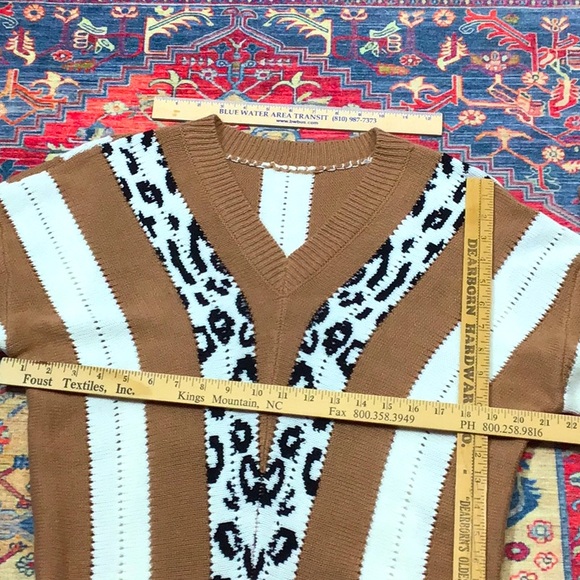 🐇VTG Knit Angora Blend Leopard Print V-Neck Sweater - Picture 4 of 6